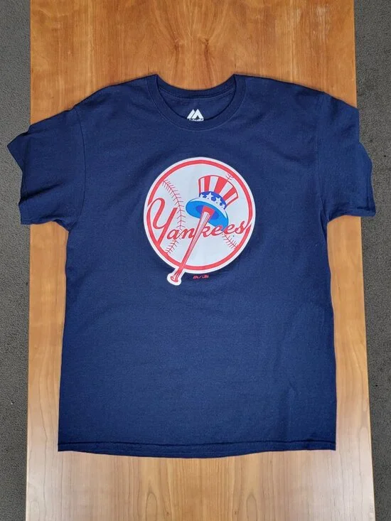 MLB Majestic Navy New York Yankees Round Logo Short Sleeve Tee - L - Picture 4 of 6